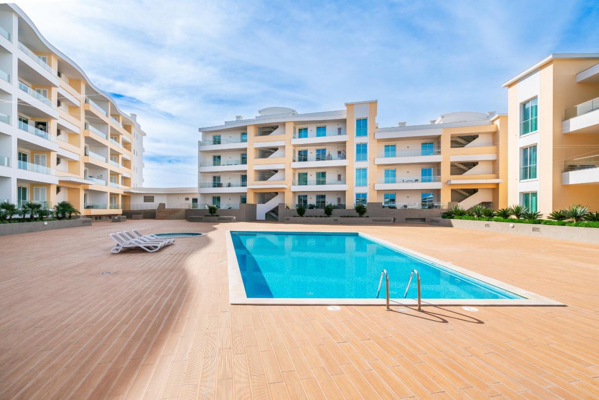 Apartment Marina Pearl Deluxe By Ideal Homes